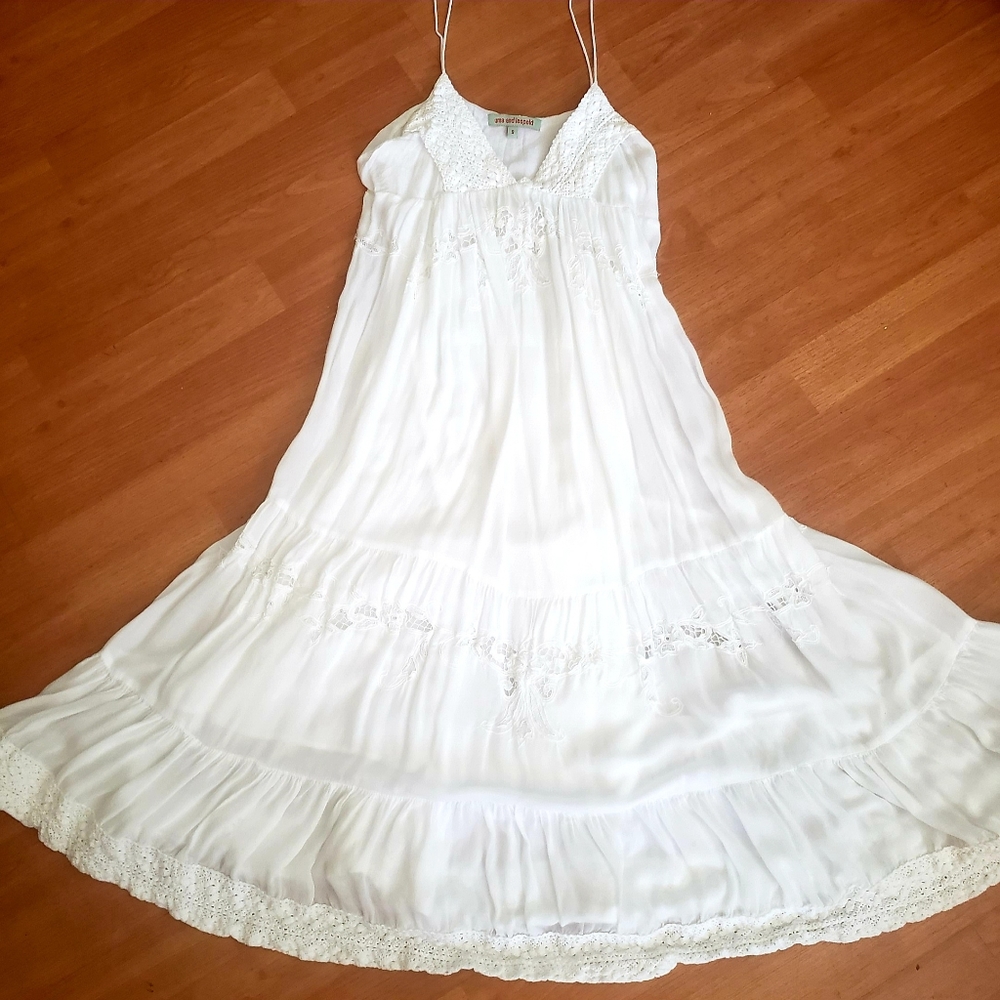 Gorgeous white cotton and lace filigree dress